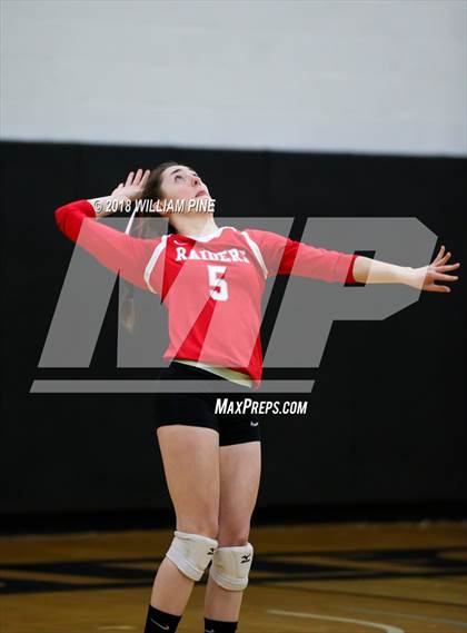 Thumbnail 3 in Red Hook vs Rondout Valley (Section 9 Class B Final) photogallery.
