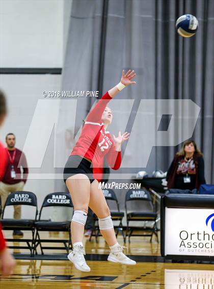 Thumbnail 1 in Red Hook vs Rondout Valley (Section 9 Class B Final) photogallery.