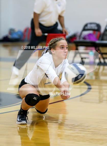 Thumbnail 1 in Red Hook vs Rondout Valley (Section 9 Class B Final) photogallery.