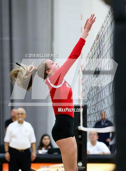 Thumbnail 1 in Red Hook vs Rondout Valley (Section 9 Class B Final) photogallery.
