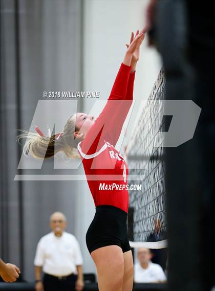 Thumbnail 1 in Red Hook vs Rondout Valley (Section 9 Class B Final) photogallery.