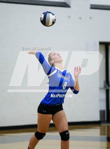 Thumbnail 1 in Red Hook vs Rondout Valley (Section 9 Class B Final) photogallery.