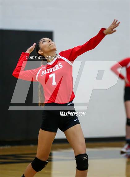 Thumbnail 1 in Red Hook vs Rondout Valley (Section 9 Class B Final) photogallery.