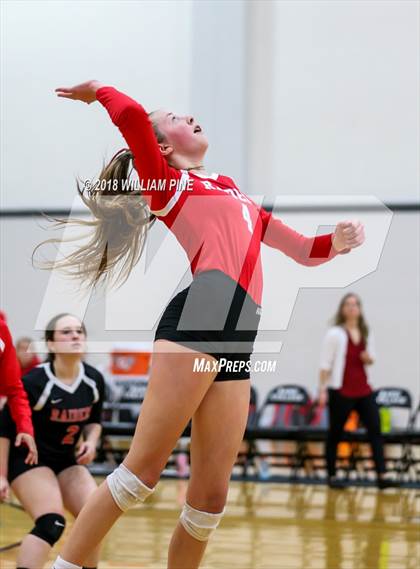 Thumbnail 3 in Red Hook vs Rondout Valley (Section 9 Class B Final) photogallery.