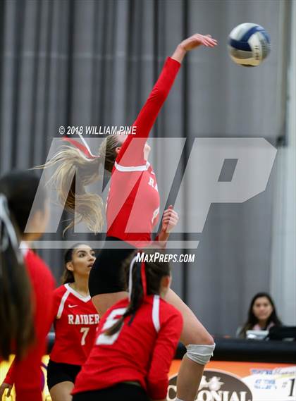Thumbnail 1 in Red Hook vs Rondout Valley (Section 9 Class B Final) photogallery.