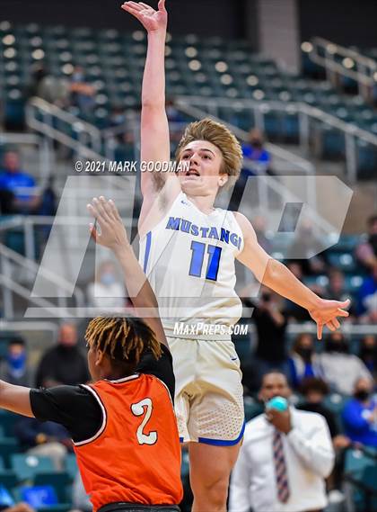 Thumbnail 3 in Katy Taylor vs Fort Bend Bush (UIL 6A Bi-District Playoff) photogallery.