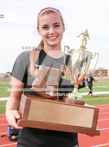 Thumbnail 3 in Salpointe Catholic vs. Flagstaff (AIA 4A Final - Awards Photos) photogallery.