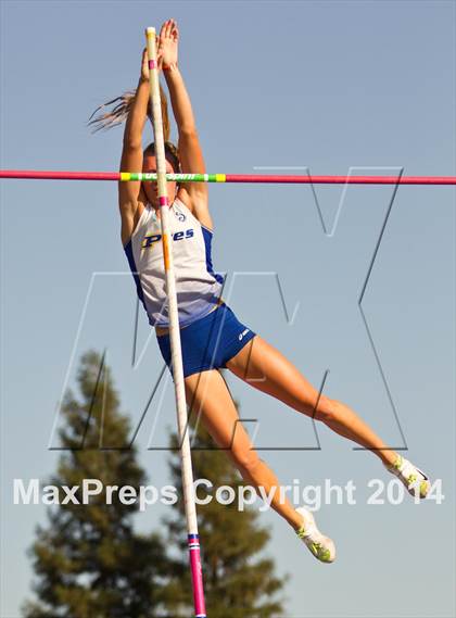 Thumbnail 3 in CIF State Track and Field (Girls Pole Vault) photogallery.