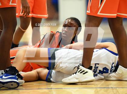 Thumbnail 3 in East Ridge vs Red Bank (Battle At The Creek) photogallery.