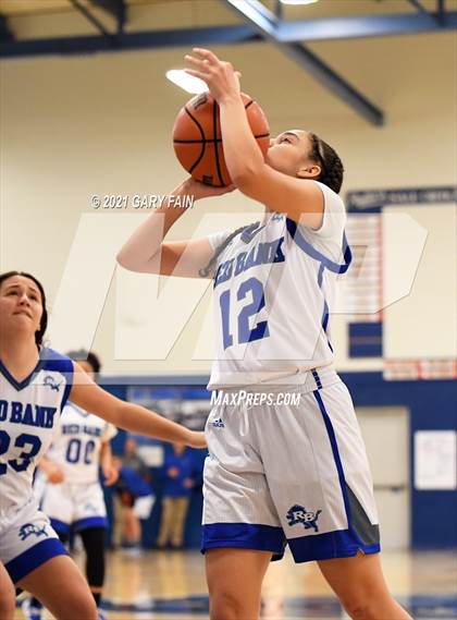 Thumbnail 2 in East Ridge vs Red Bank (Battle At The Creek) photogallery.
