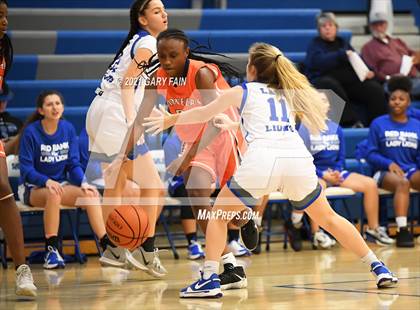 Thumbnail 2 in East Ridge vs Red Bank (Battle At The Creek) photogallery.