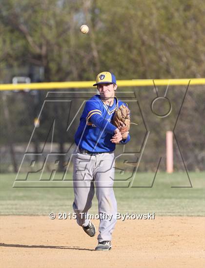 Thumbnail 2 in St. Michael-Albertville vs Chisago Lakes photogallery.