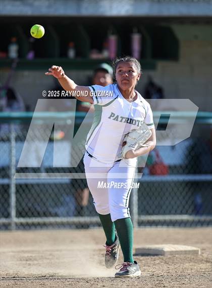 Thumbnail 1 in Orange Cove @ Hoover (D5 Quarterfinals) photogallery.