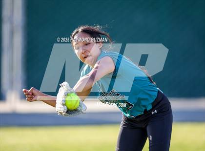 Thumbnail 1 in Orange Cove @ Hoover (D5 Quarterfinals) photogallery.