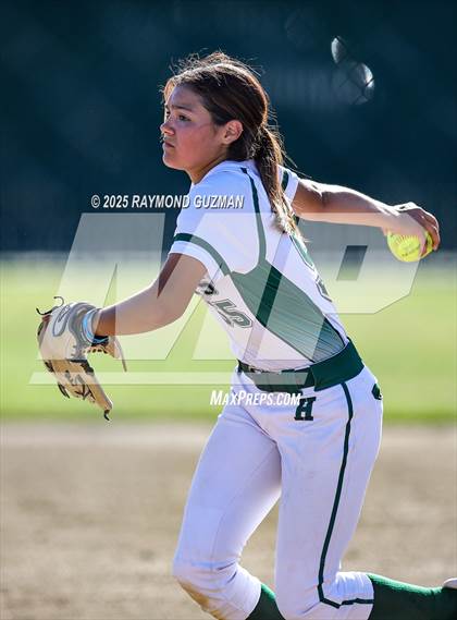 Thumbnail 1 in Orange Cove @ Hoover (D5 Quarterfinals) photogallery.