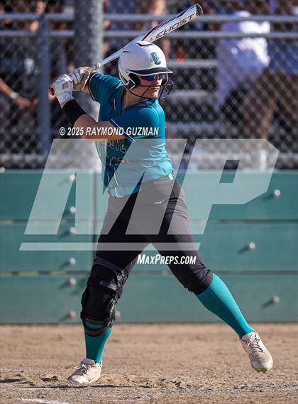 Thumbnail 2 in Orange Cove @ Hoover (D5 Quarterfinals) photogallery.