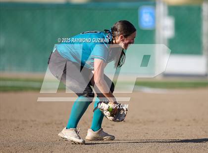 Thumbnail 2 in Orange Cove @ Hoover (D5 Quarterfinals) photogallery.