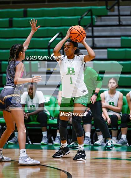 Thumbnail 1 in Buford vs River Ridge photogallery.