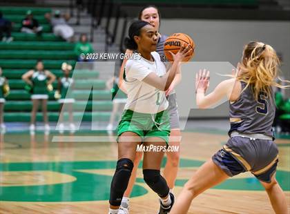 Thumbnail 3 in Buford vs River Ridge photogallery.