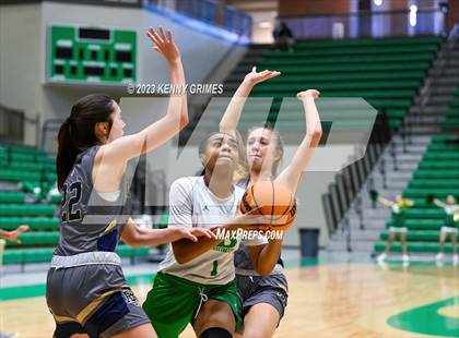 Thumbnail 3 in Buford vs River Ridge photogallery.