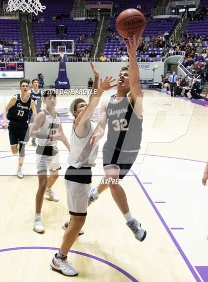 Thumbnail 3 in Corner Canyon vs. Jordan (UHSAA 5A Final) photogallery.