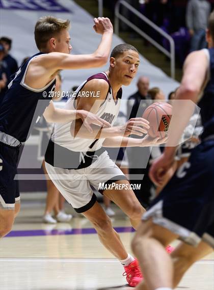 Thumbnail 1 in Corner Canyon vs. Jordan (UHSAA 5A Final) photogallery.