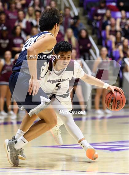 Thumbnail 3 in Corner Canyon vs. Jordan (UHSAA 5A Final) photogallery.