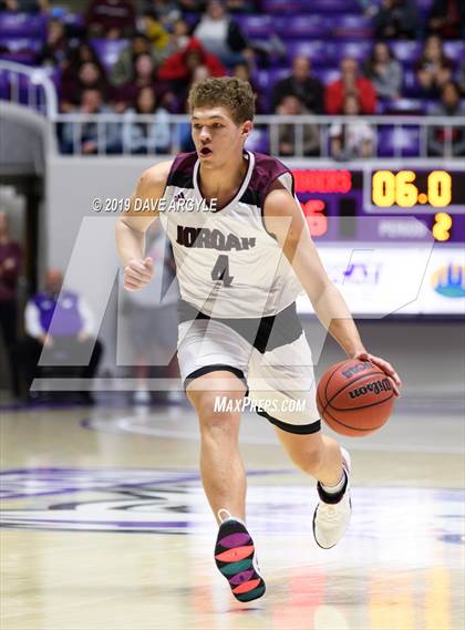 Thumbnail 2 in Corner Canyon vs. Jordan (UHSAA 5A Final) photogallery.