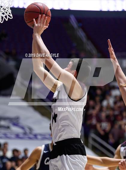 Thumbnail 3 in Corner Canyon vs. Jordan (UHSAA 5A Final) photogallery.