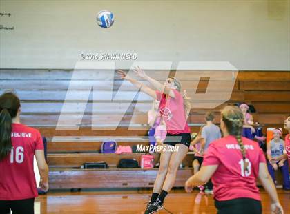 Thumbnail 2 in Lawrence vs. Kalamazoo HomeSchool photogallery.