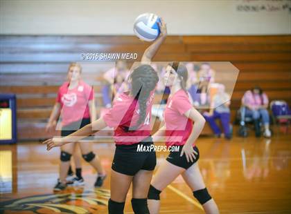 Thumbnail 2 in Lawrence vs. Kalamazoo HomeSchool photogallery.