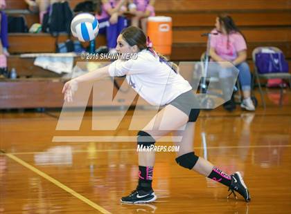 Thumbnail 2 in Lawrence vs. Kalamazoo HomeSchool photogallery.