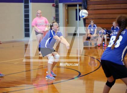 Thumbnail 1 in Lawrence vs. Kalamazoo HomeSchool photogallery.