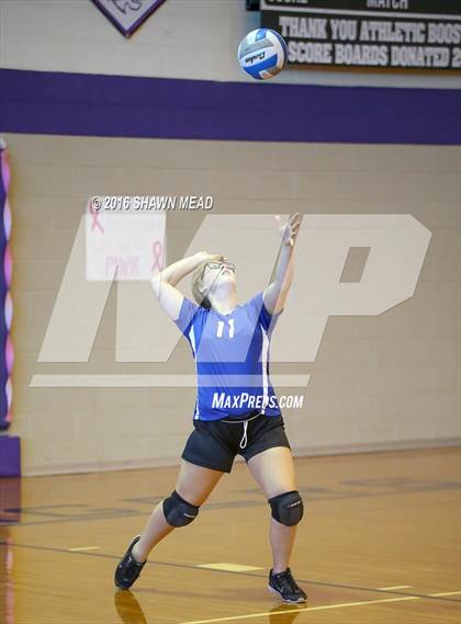 Thumbnail 2 in Lawrence vs. Kalamazoo HomeSchool photogallery.