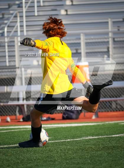 Thumbnail 2 in Basha vs. Red Mountain Coyote (Classic Soccer Tournament) photogallery.