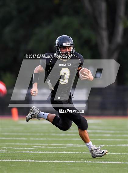 Thumbnail 3 in Cliffside Park vs. Bergen Tech photogallery.