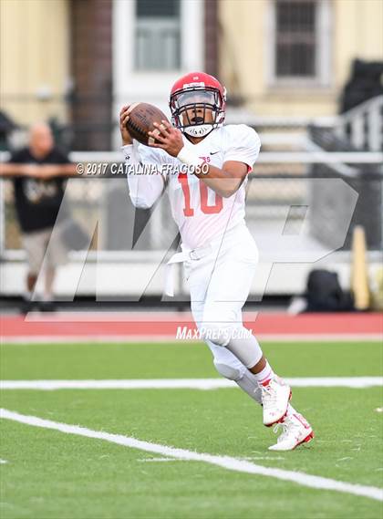 Thumbnail 2 in Cliffside Park vs. Bergen Tech photogallery.
