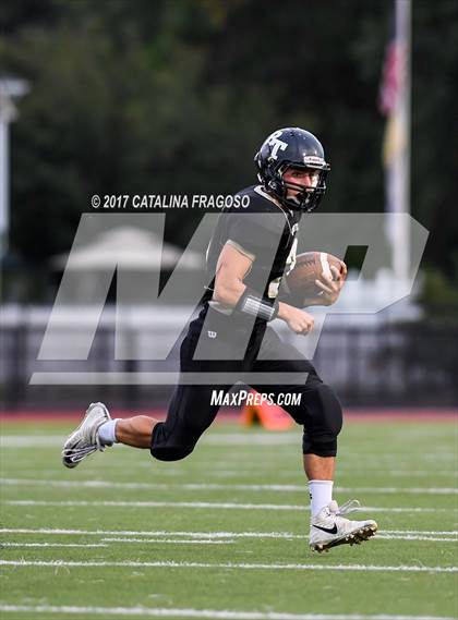 Thumbnail 3 in Cliffside Park vs. Bergen Tech photogallery.