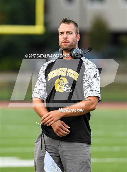 Thumbnail 2 in Cliffside Park vs. Bergen Tech photogallery.