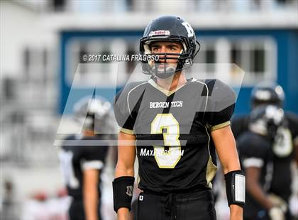 Thumbnail 2 in Cliffside Park vs. Bergen Tech photogallery.