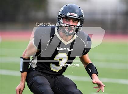 Thumbnail 3 in Cliffside Park vs. Bergen Tech photogallery.