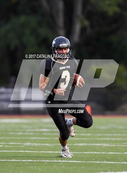 Thumbnail 1 in Cliffside Park vs. Bergen Tech photogallery.