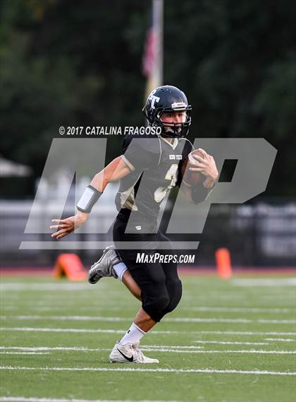Thumbnail 1 in Cliffside Park vs. Bergen Tech photogallery.