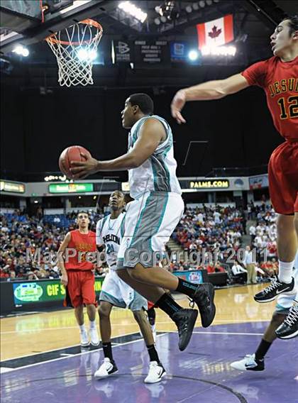 Thumbnail 3 in Jesuit vs Sheldon (CIF SJS D1 Final) photogallery.