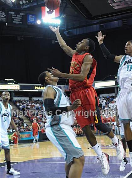 Thumbnail 3 in Jesuit vs Sheldon (CIF SJS D1 Final) photogallery.