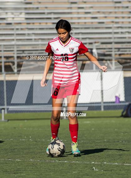 Thumbnail 2 in Desert Mirage @ Linfield Christian photogallery.