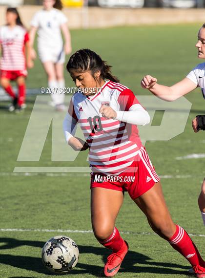 Thumbnail 1 in Desert Mirage @ Linfield Christian photogallery.