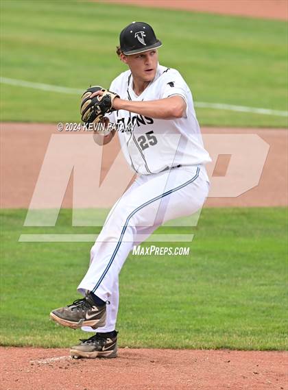 Thumbnail 2 in Woodland Regional vs. Joel Barlow (CIAC Class M Final) photogallery.