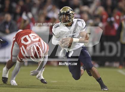 Thumbnail 2 in St. John Bosco vs Mater Dei (CIF-SS D1 Final) photogallery.