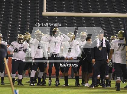 Thumbnail 3 in St. John Bosco vs Mater Dei (CIF-SS D1 Final) photogallery.